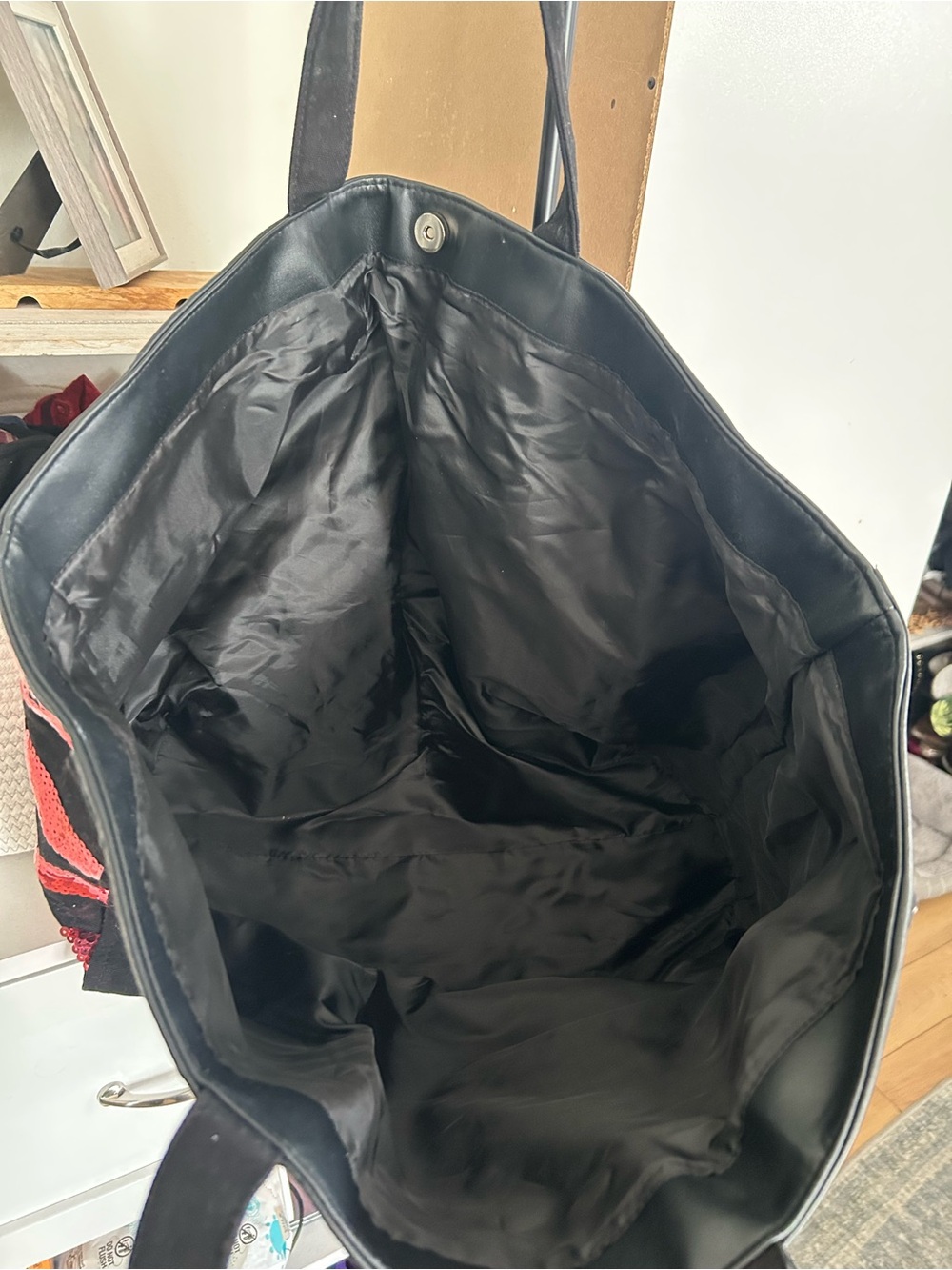 Black Men’s Tote Bag - Stylish Everyday Carry